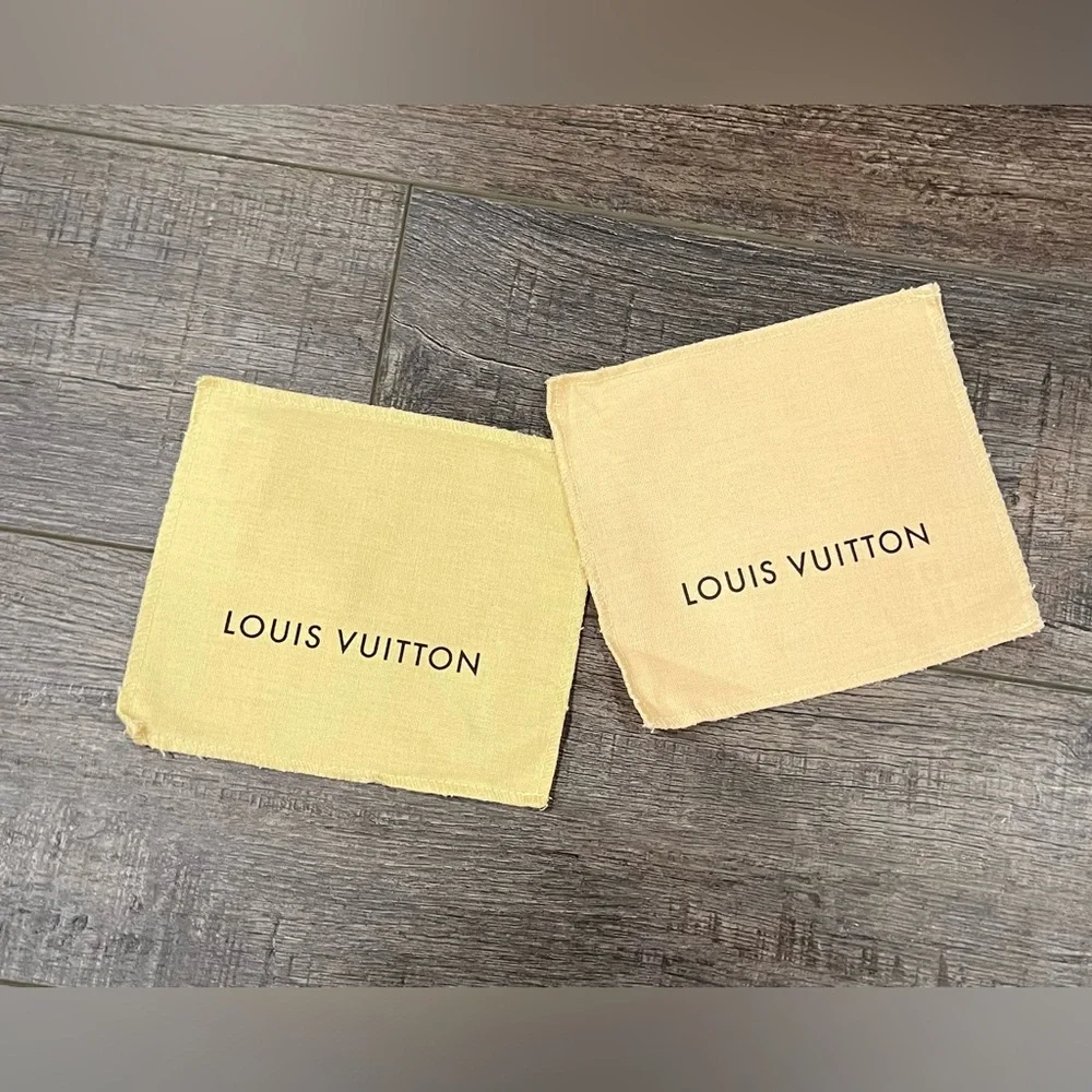 Louis Vuitton Small Beige Cotton Pouch – Made in Italy - Picture 7 of 7